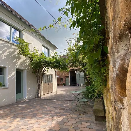 Apartmán Zum Schockelgaul Ein Pfalzjuwel In Forst ! Weinberge Und Pfaelzer Wald Vor Der Haustuer ! Etliche Restaurants Und Weingueter 1-5 Min Forst an der Weinstrasse