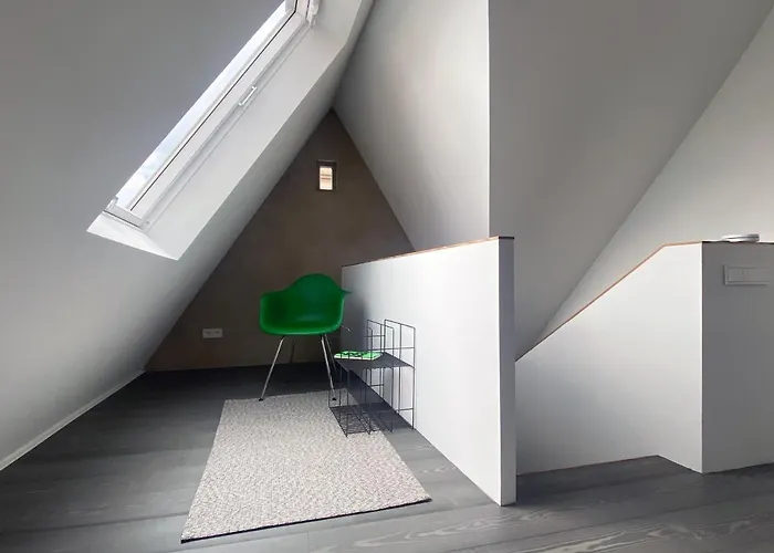 Zum Schockelgaul Ein Pfalzjuwel In Forst ! Weinberge Und Pfaelzer Wald Vor Der Haustuer ! Etliche Restaurants Und Weingueter 1-5 Min