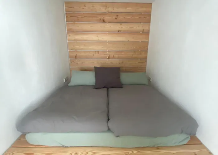 Zum Schockelgaul Ein Pfalzjuwel In Forst ! Weinberge Und Pfaelzer Wald Vor Der Haustuer ! Etliche Restaurants Und Weingueter 1-5 Min