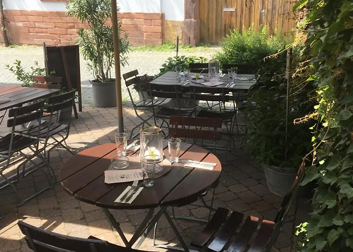 Zum Schockelgaul Ein Pfalzjuwel In Forst ! Weinberge Und Pfaelzer Wald Vor Der Haustuer ! Etliche Restaurants Und Weingueter 1-5 Min Apartmán